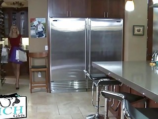 Brithney Beth called the plumber &amp; gets fucked