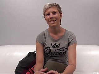 Amateur hottie with short hair rides big cock during casting